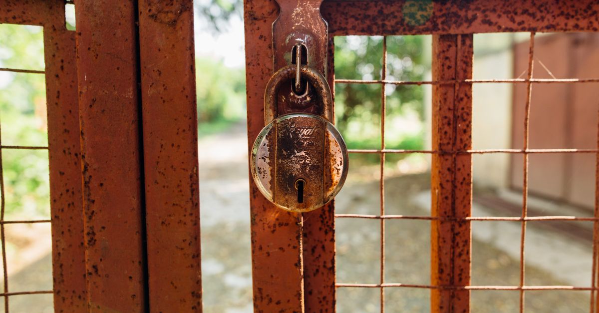 front door lock key — Trust Bolt Locksmith