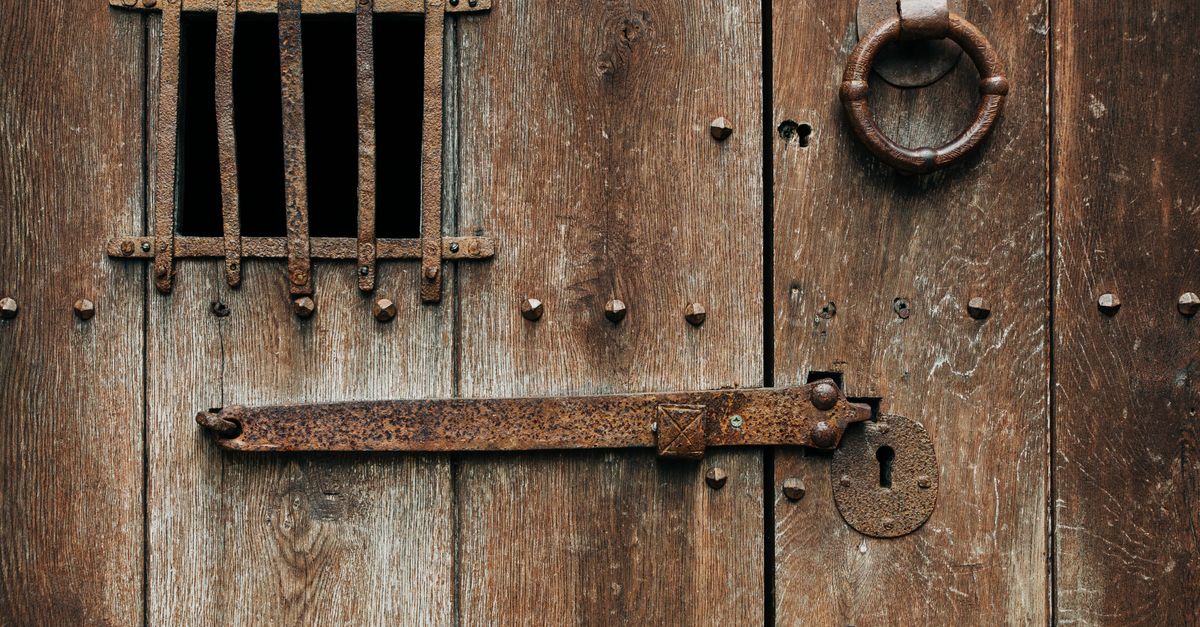 deadbolt installation — Trust Bolt Locksmith